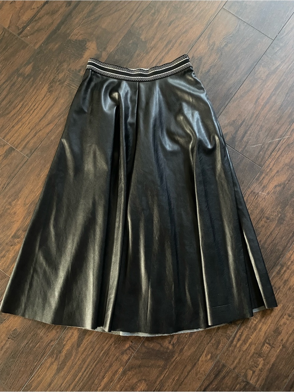 Women's Black vegan Leather wide leg capris  with Elastic Waist